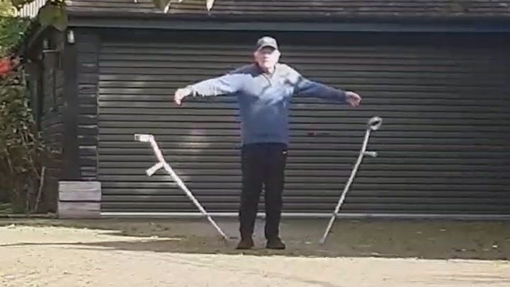 <p>Sir David Jason emerges on crutches as Only Fools and Horses star seen for first time after hip surgery.</p>