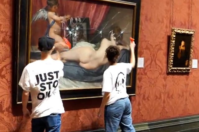 <p>Moment Just Stop Oil protesters smash National Gallery painting.</p>