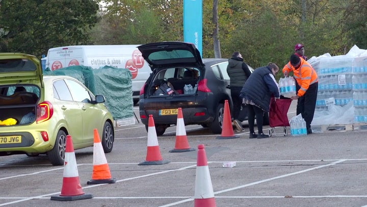 <p>Bottled water handed out in Surrey town after major incident declared.</p>