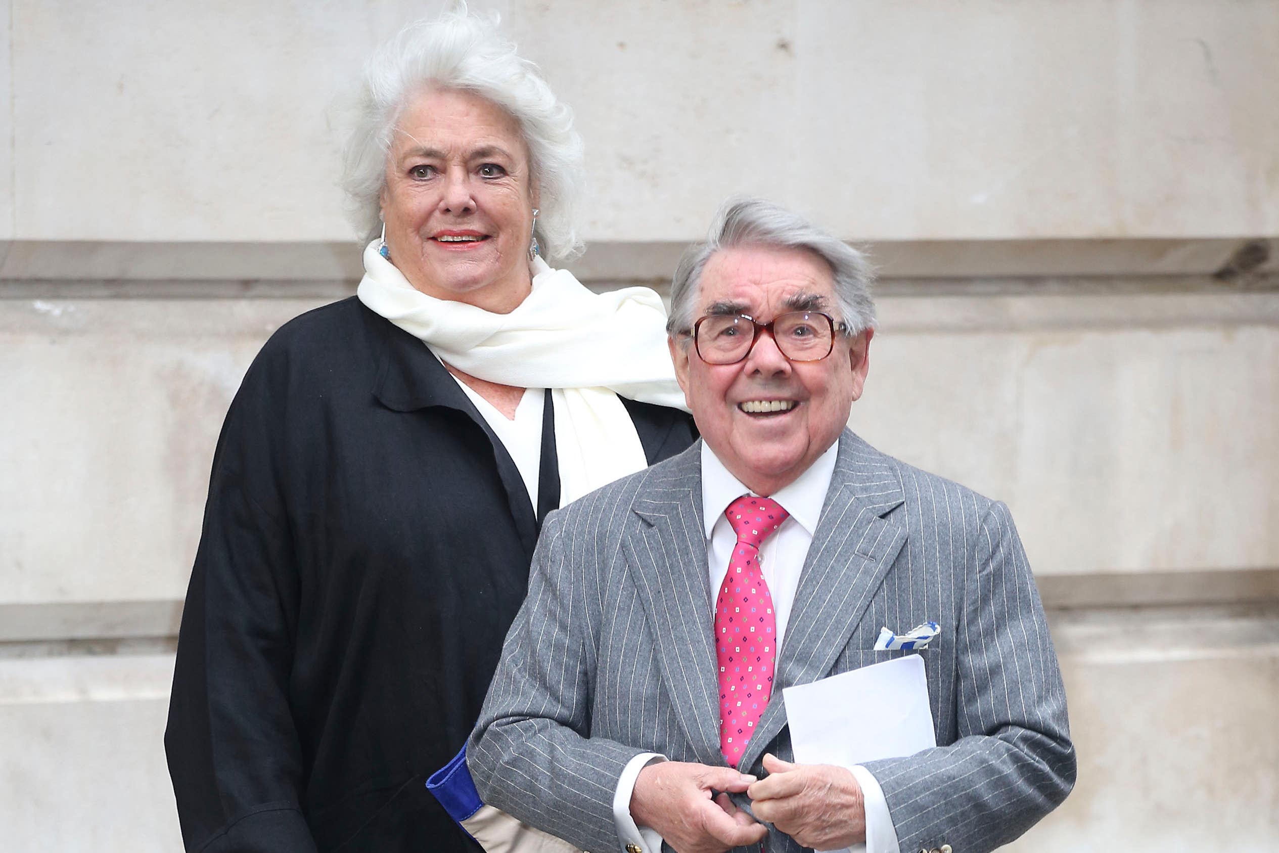 Actress and singer Anne Hart, widow of comedian Ronnie Corbett, dies aged 90 - Vimarsana News