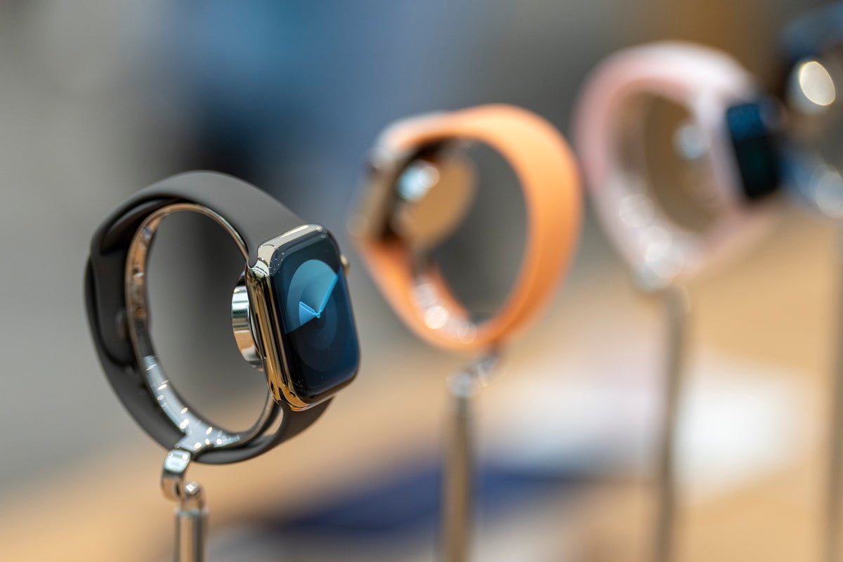 Apple Watch users say battery is mysteriously draining far too quickly