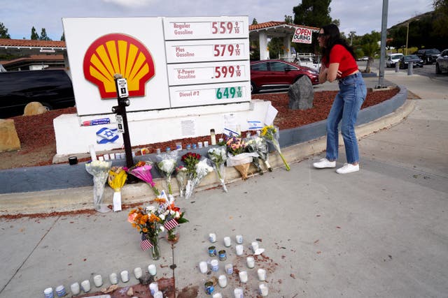 <p>A makeshift shrine is placed at the scene of a Sunday confrontation that lead to death of a demonstrator Tuesday, Nov. 7, 2023, in Thousand Oaks, Calif. Paul Kessler, 69, died at a hospital on Monday</p>