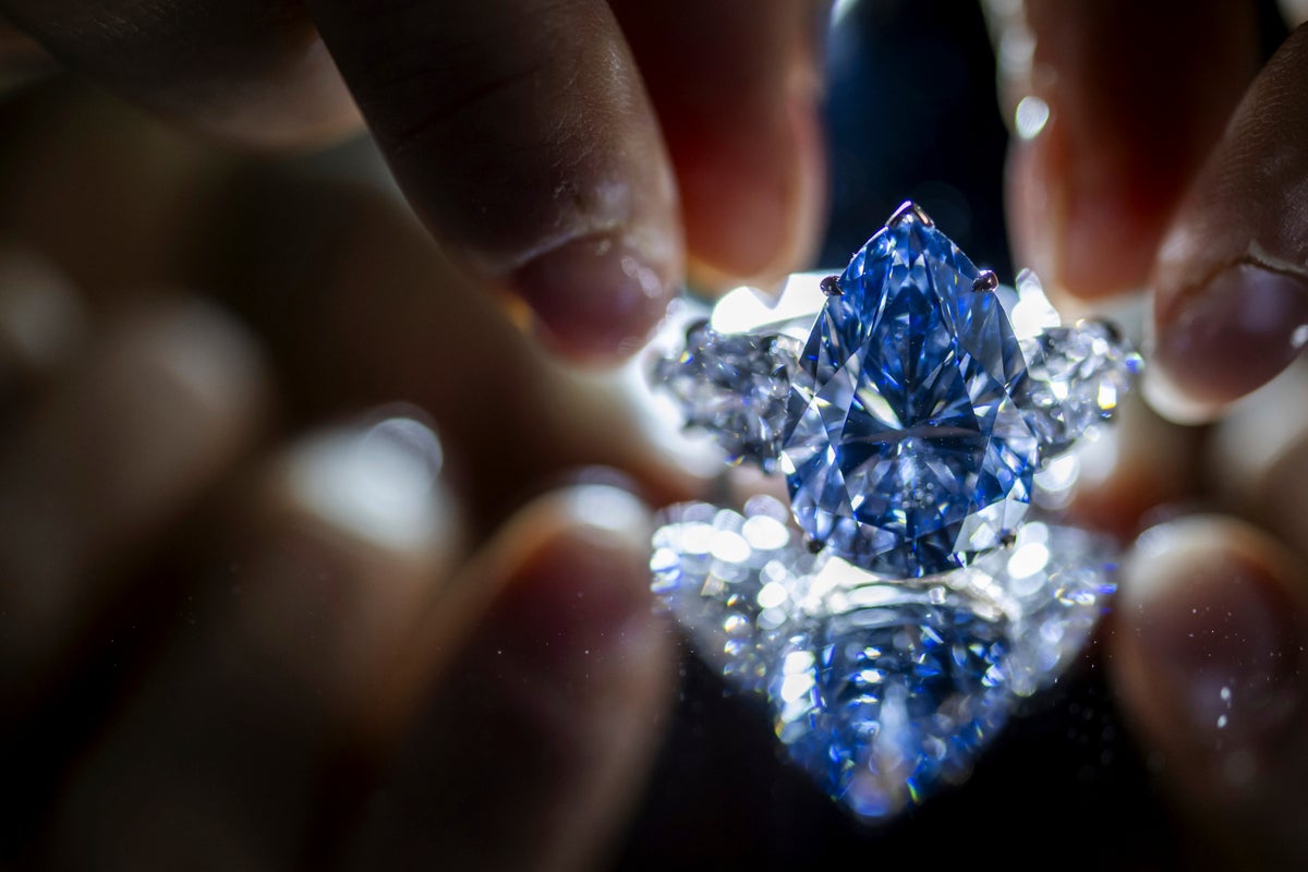 Blue diamond sells for more than $44 million at Christie's auction in Geneva