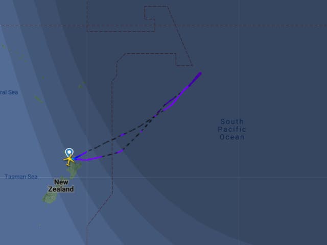 <p>Flight had to turn back while over the South Pacific</p>
