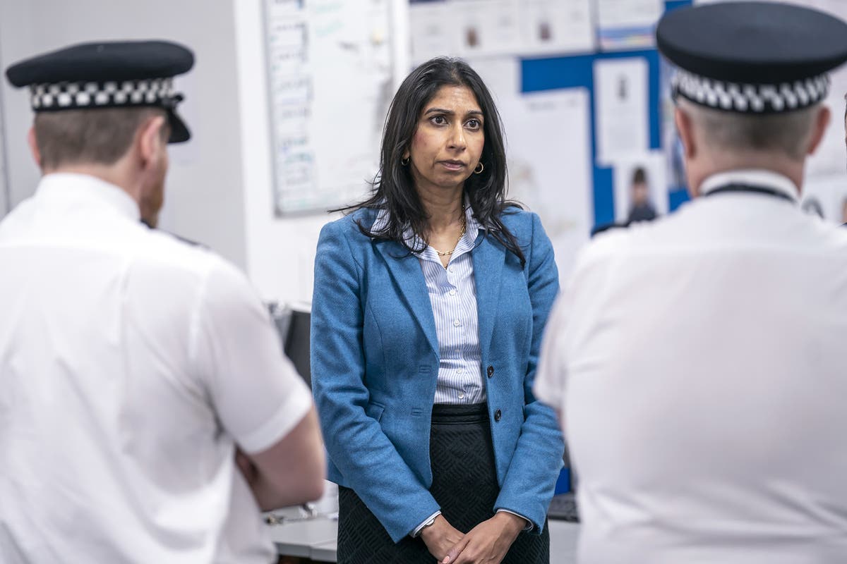 Suella Braverman &ndash; latest: Home secretary &lsquo;stirring hatred and division&rsquo; as Rishi Sunak urged to sack her