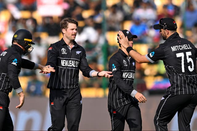 <p>New Zealand cruised to victory over Sri Lanka </p>