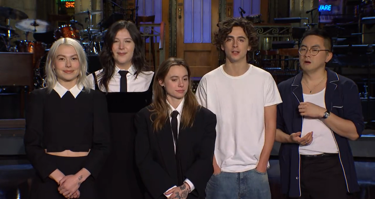 Timothée Chalamet hilariously reacts to actor strike ending on SNL Timothée Chalamet hilariously reacts to actor strike ending on SNL