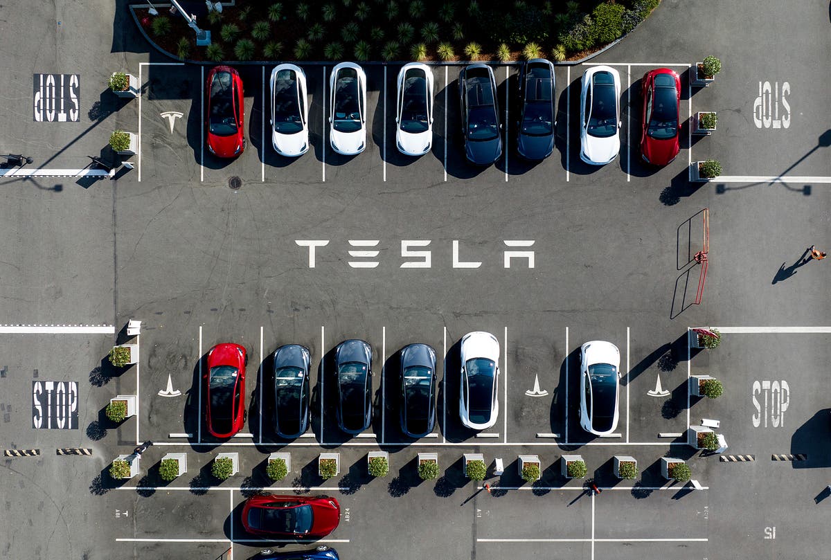 Tesla faces strikes in Sweden unless it signs a collective bargaining ...