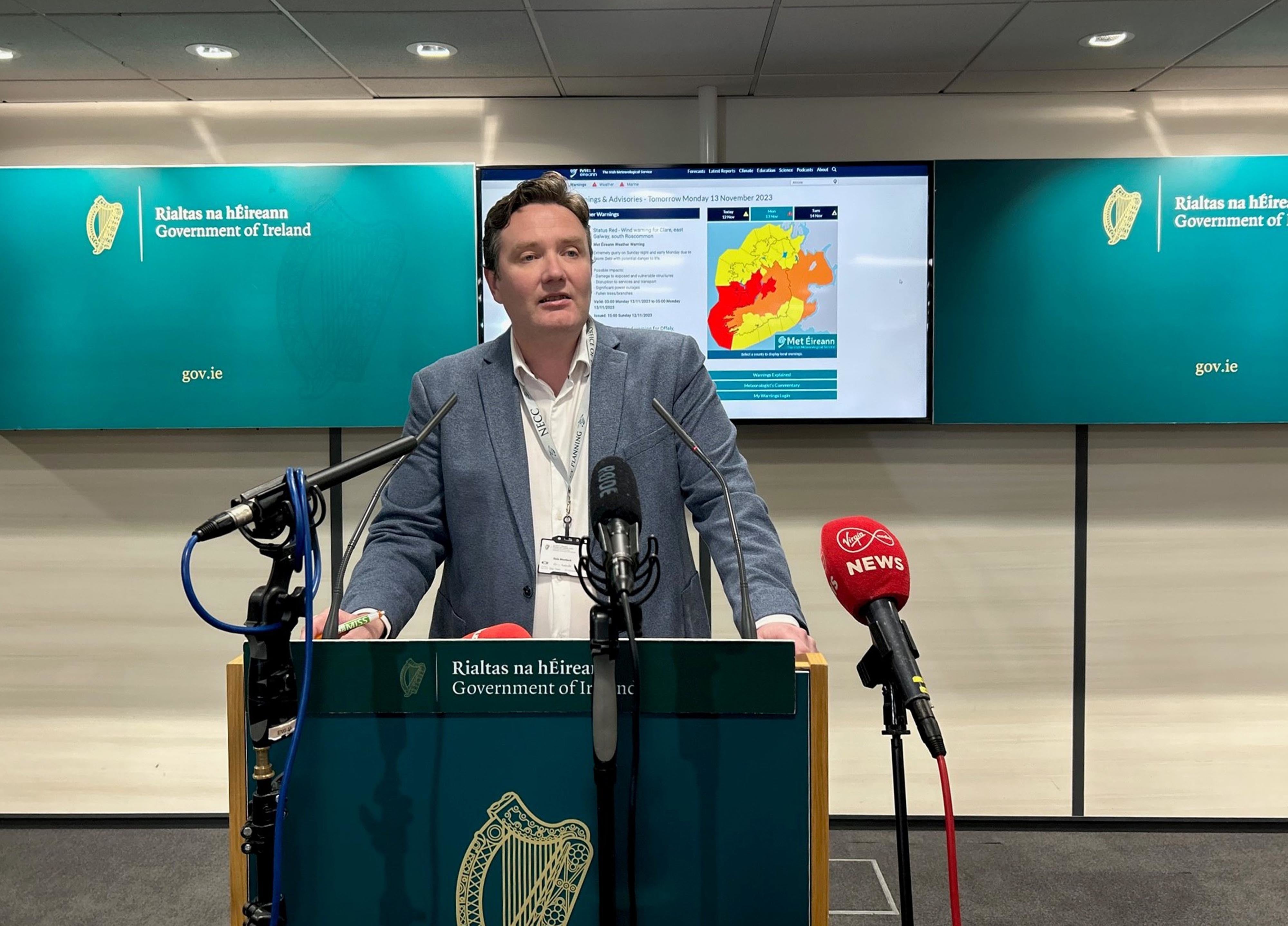 <p>Eoin Sherlock Met Eireann's head forecaster speaking at Agriculture House in Dublin about Storm Debi on Sunday </p>