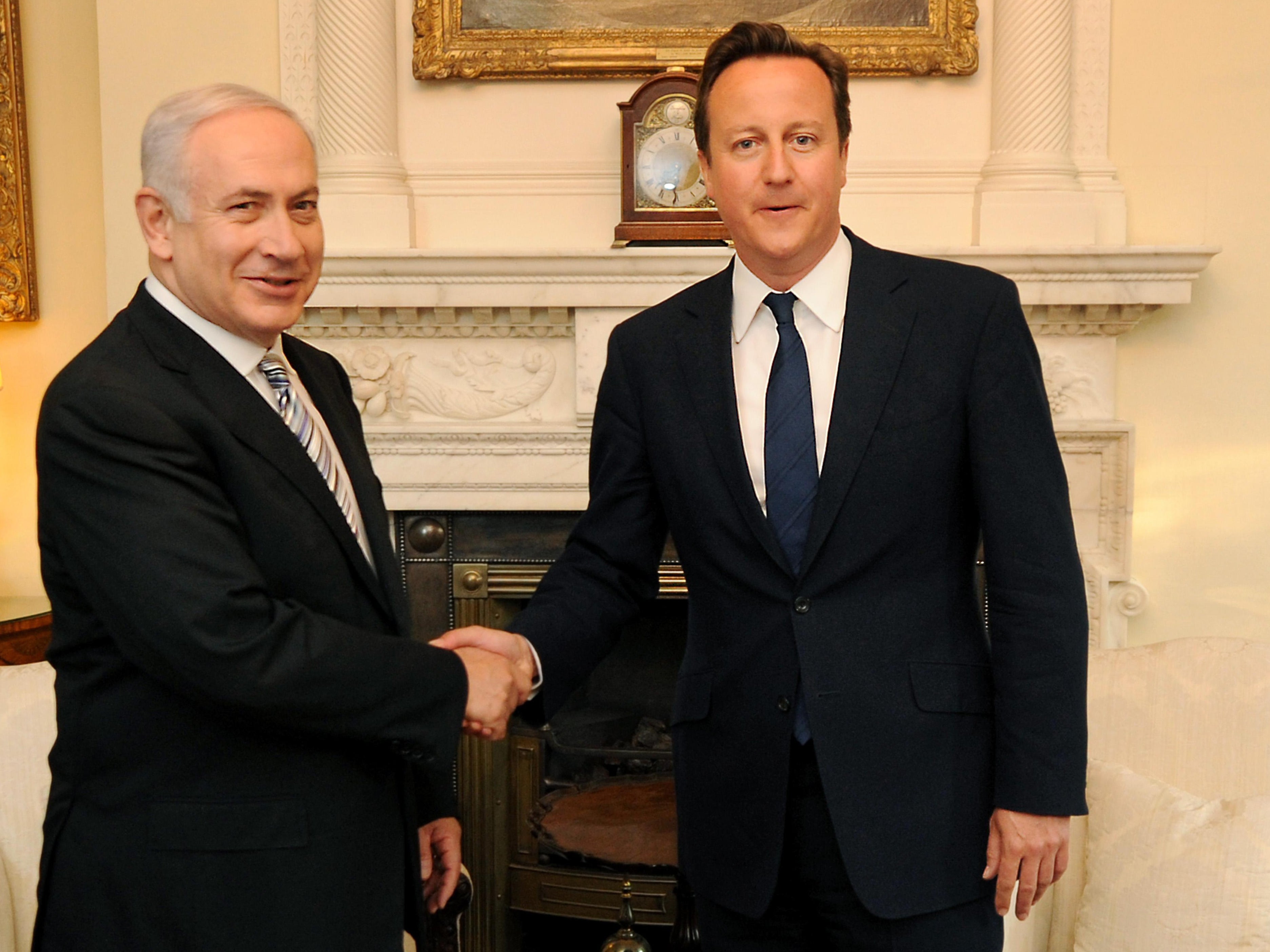 David Cameron (right) meets Israel’s PM Benjamin Netanyahu at No 10 back in 2011