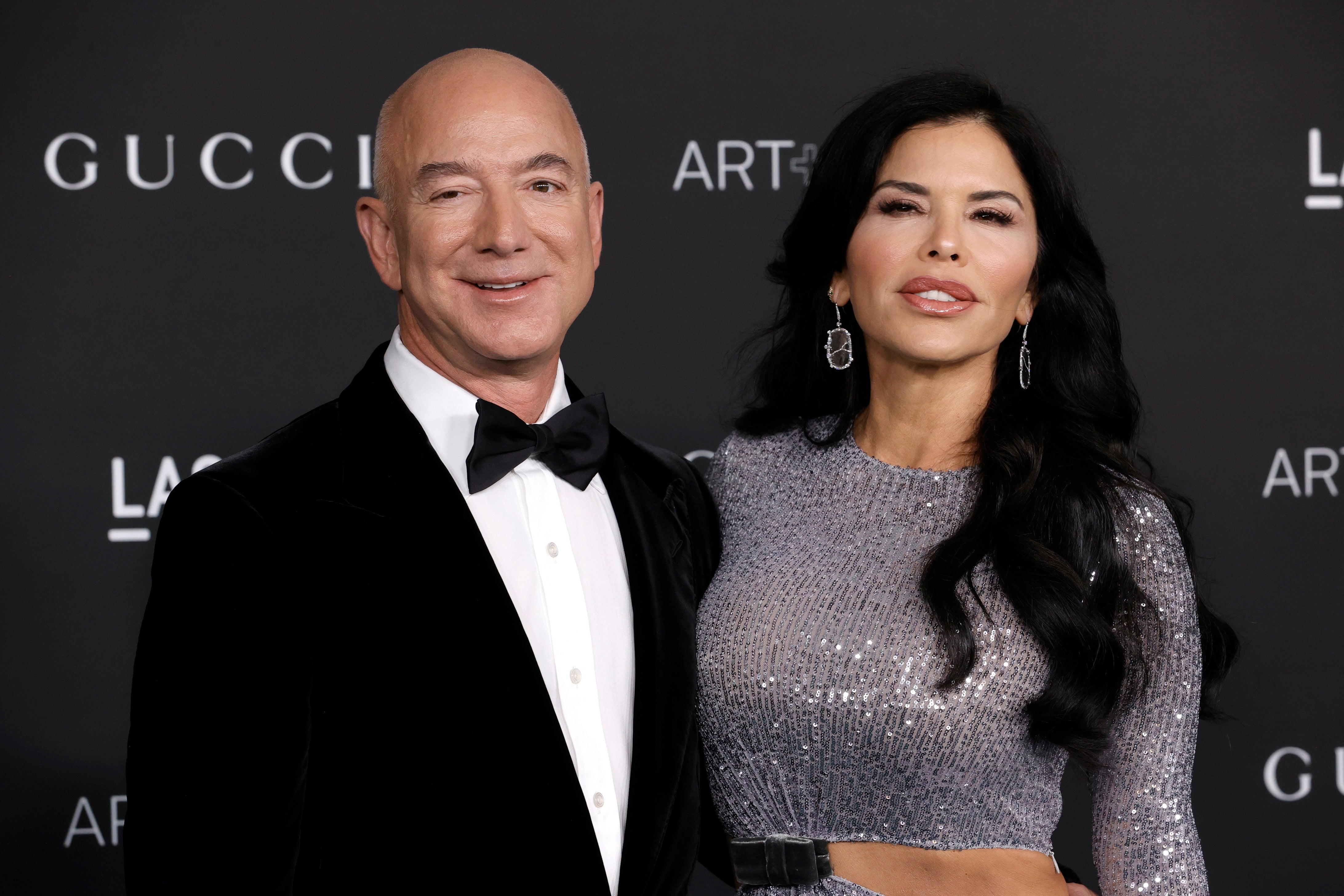 Bezos and Sánchez photographed in November 2021