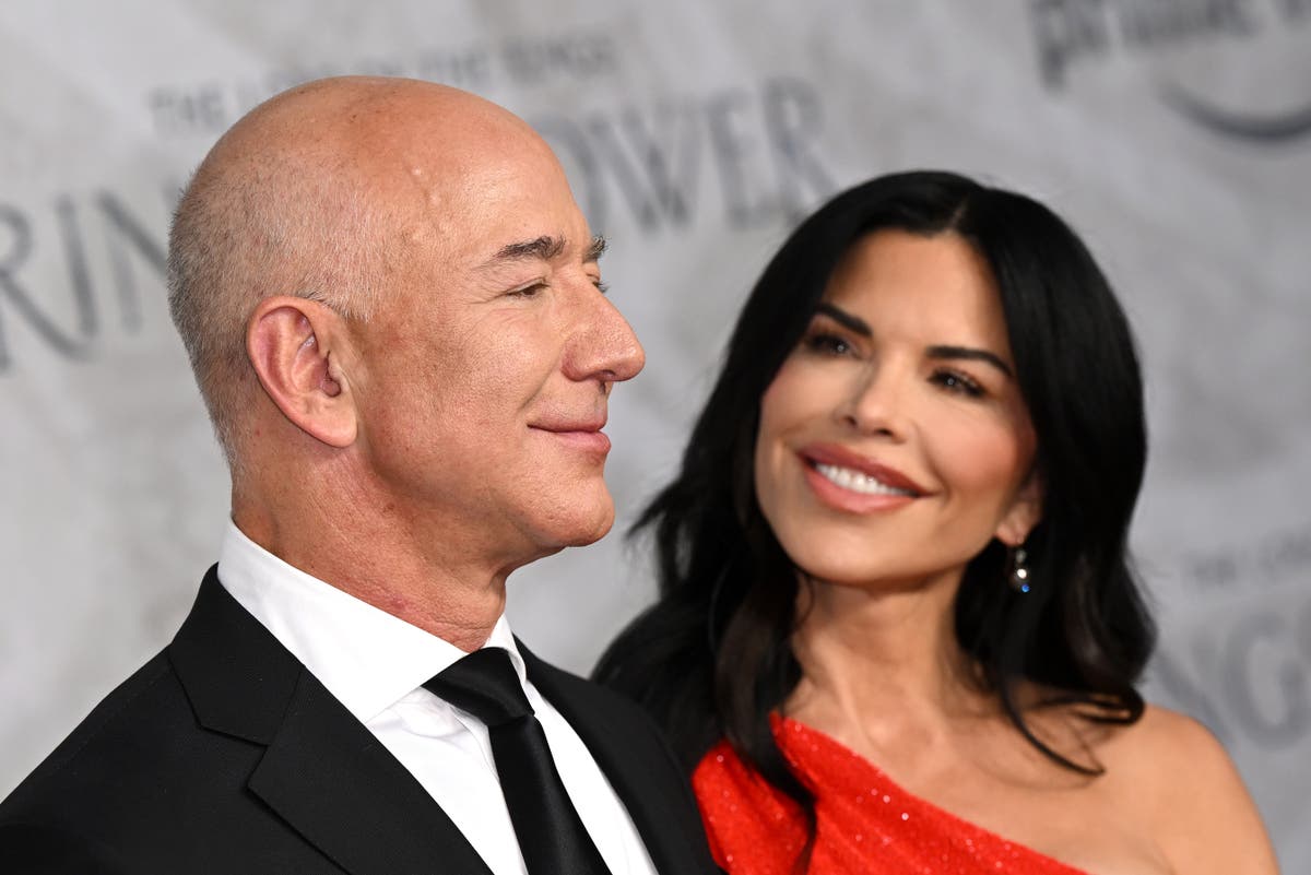 Jeff Bezos’s fiancée Lauren Sánchez says ‘good opportunities’ come with marrying one of world’s richest men