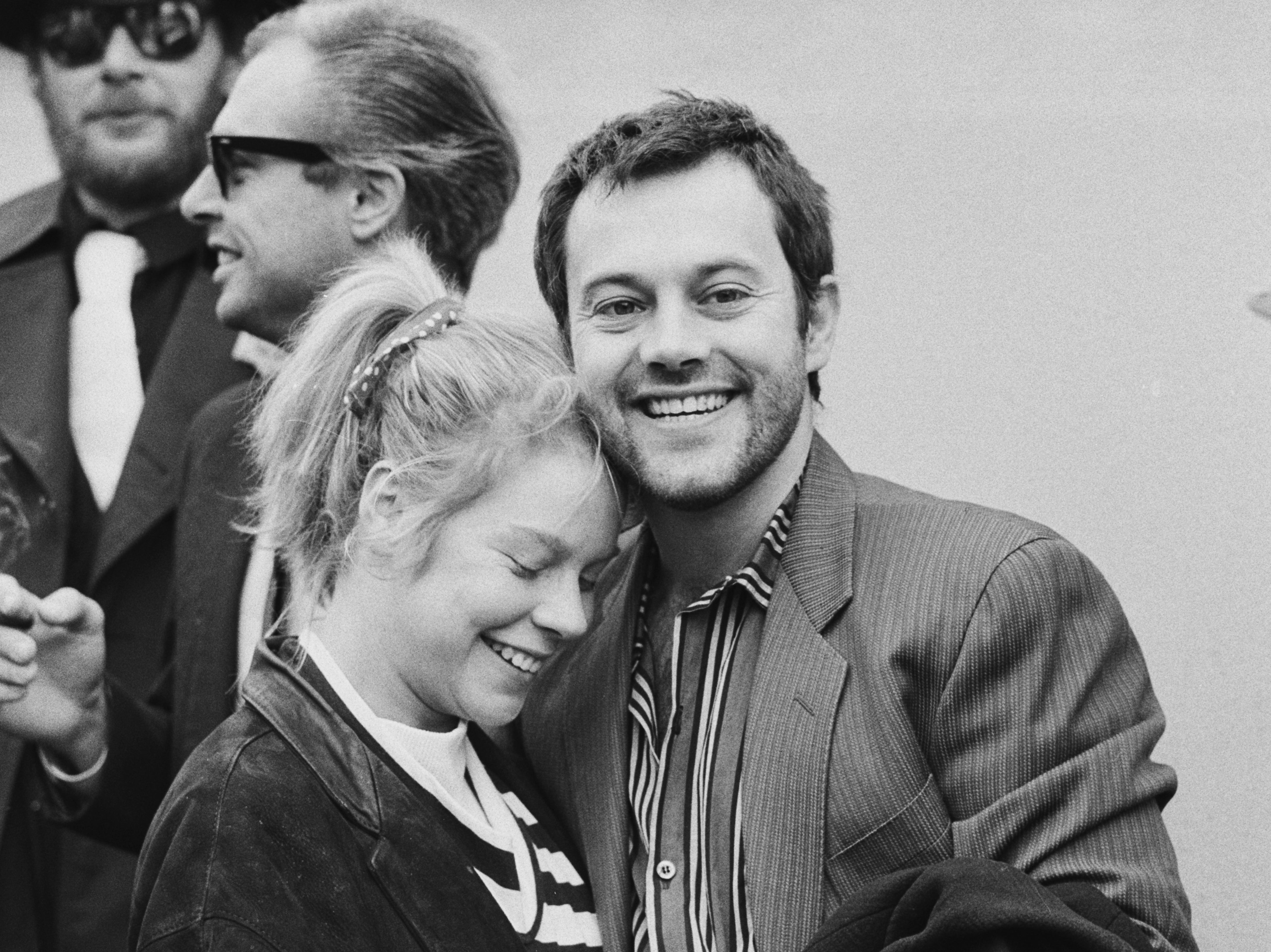 Keith Allen and his first wife, film producer Alison Owen, on the set of ‘The Supergrass’ in 1985