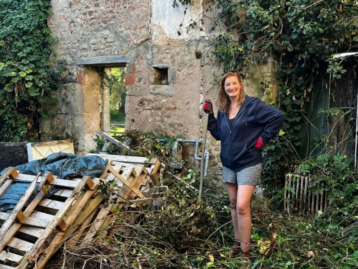 24 Hour P&acirc;t&eacute; People: Meet the Manchester family who ditched soaring mortgage and bought a French village