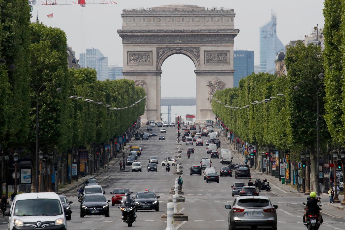 Paris SUV referendum brings huge parking prices across the city