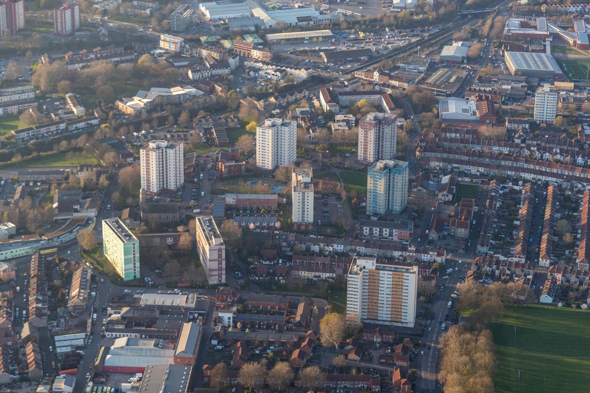 Block of flats evacuated after structural issues found