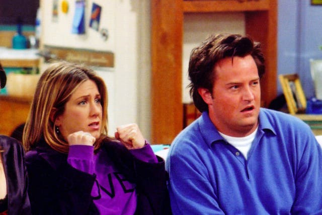 <p>Jennifer Aniston and Matthew Perry in ‘Friends’</p>