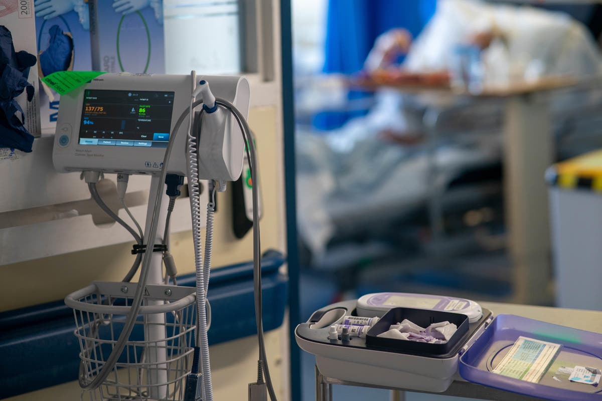 Top cancer doctors call for UK-wide improvements in care