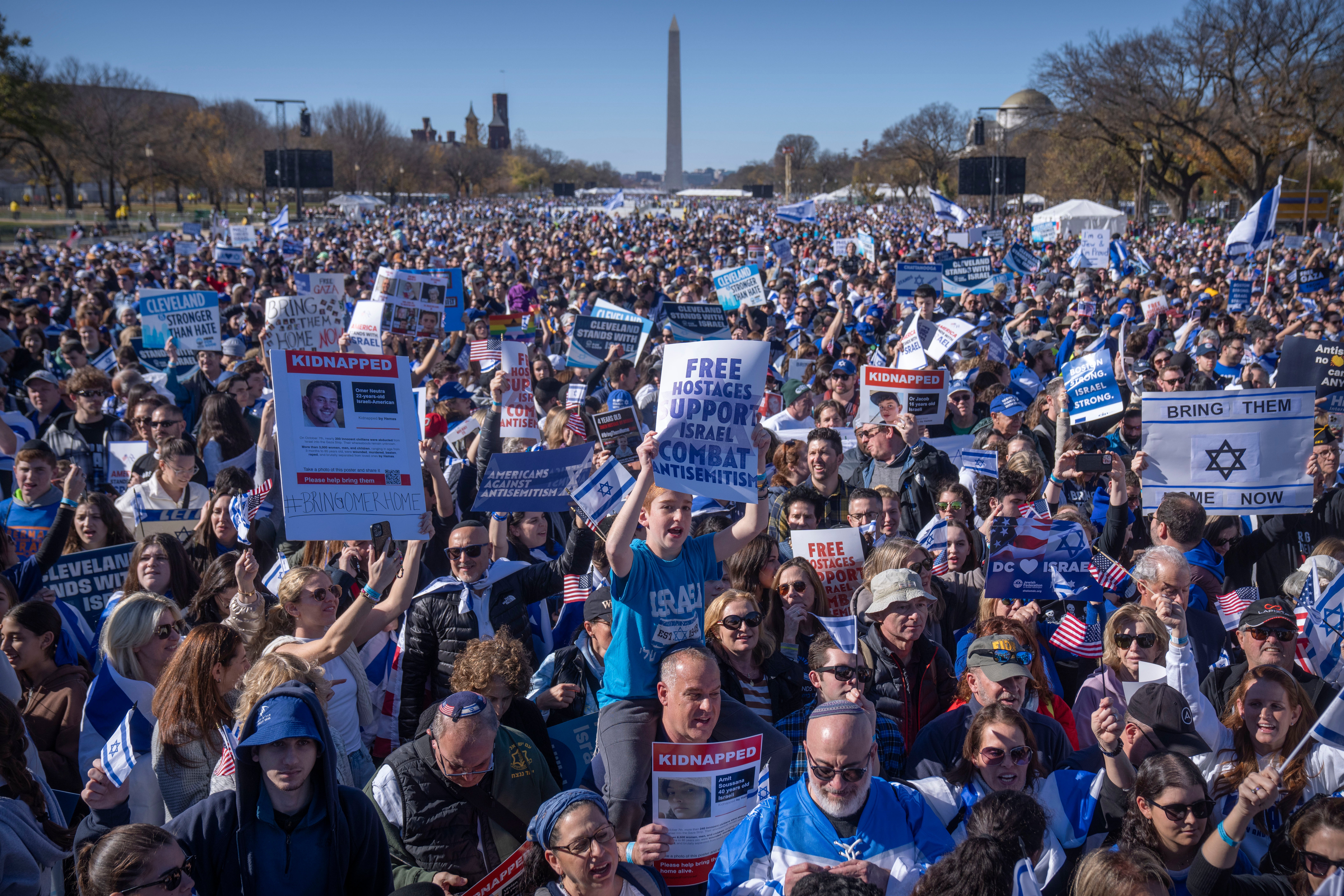Thousands of people joined a March for Israel in Washington DC on 14 November.