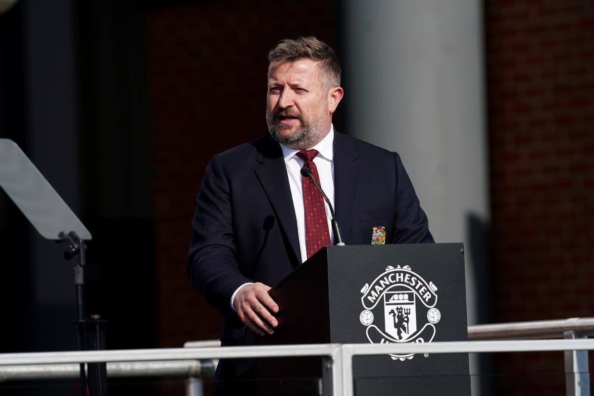 Richard Arnold steps down as Manchester United chief executive
