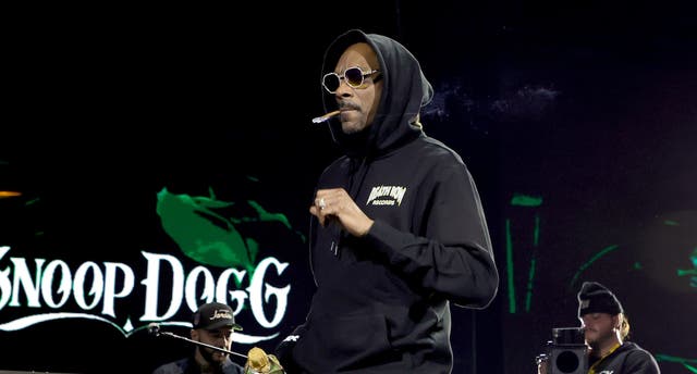 <p>Snoop Dogg</p>