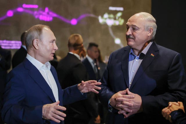 <p>Russia’s President Vladimir Putin (L) and Belarus’ President Alexander Lukashenko</p>