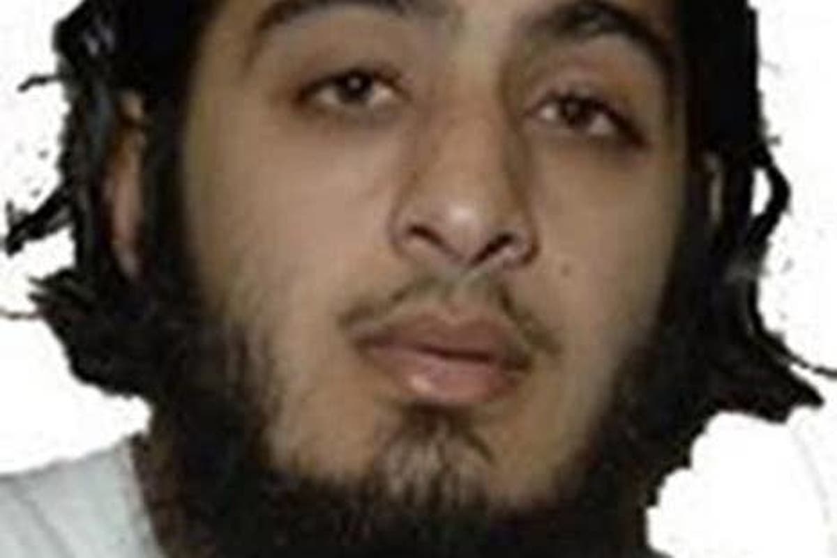 Airliner bomb plot &lsquo;financier&rsquo; hid financial accounts from police, court told