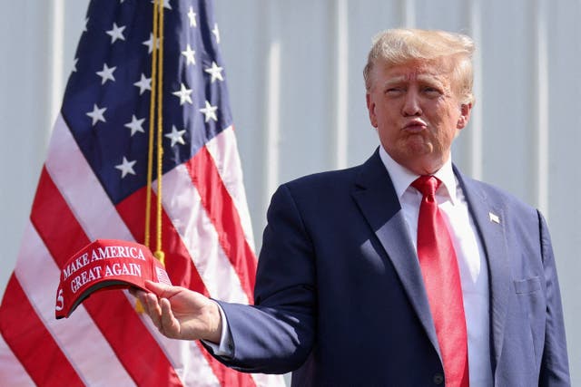 <p>Former U.S. President and Republican presidential candidate Donald Trump attends a 2024 presidential election campaign event in Summerville, South Carolina, U.S. September 25, 2023.  </p>