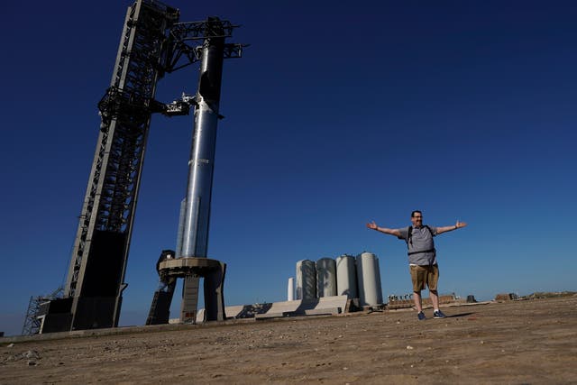 SPACEX COHETE