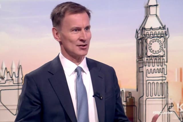 <p>Jeremy Hunt says there is too much negativity when questioned about the British economy.</p>