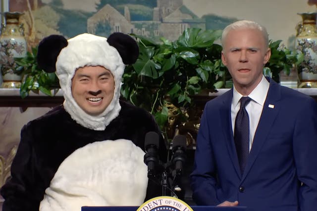 <p>SNL cold open with a giant panda</p>