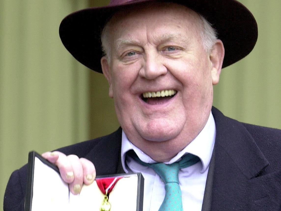 <p>Joss Ackland, 73, after he received a CBE from Britain's Queen Elizabeth II</p>