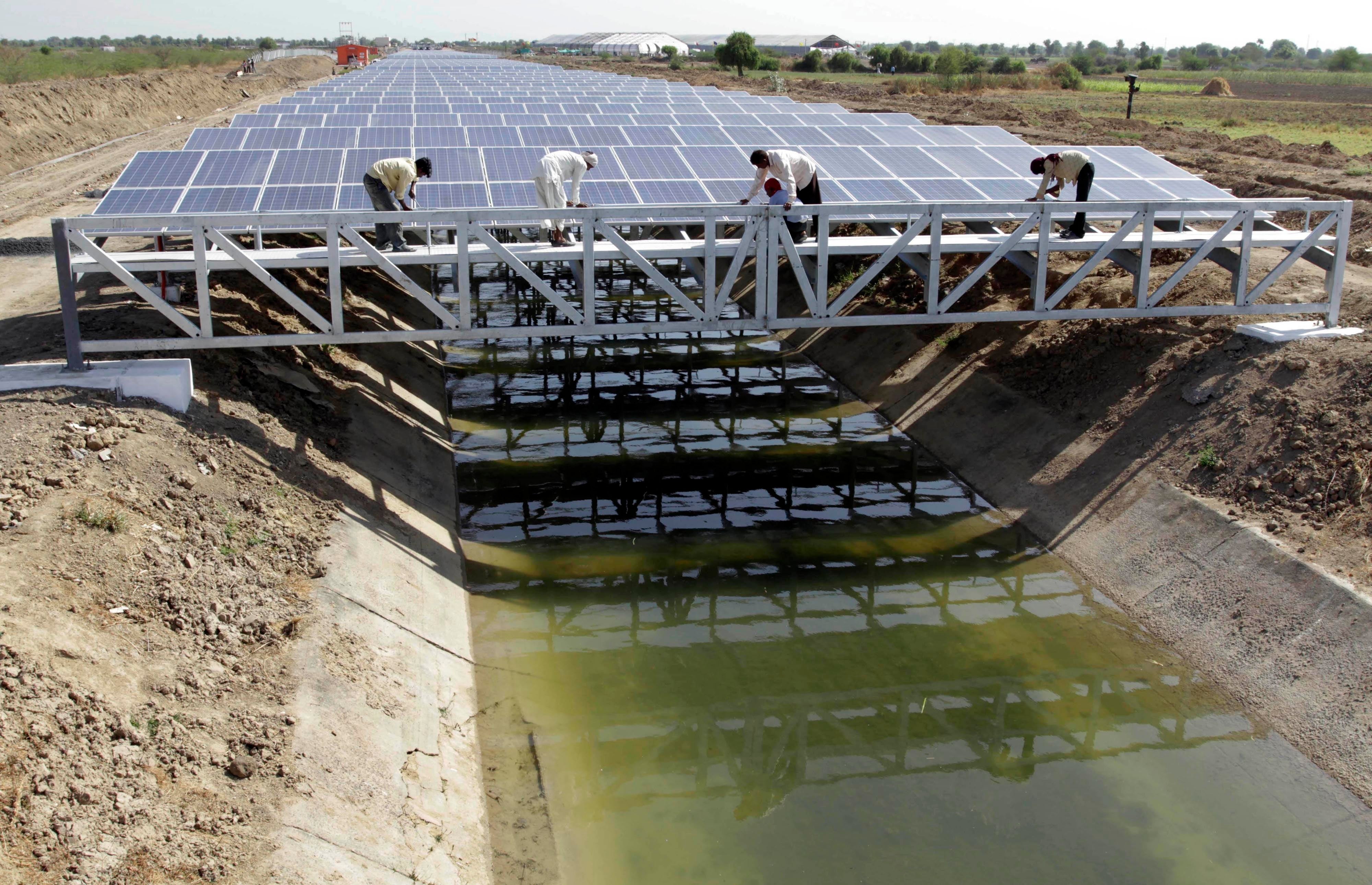 Gila River Solar Canals