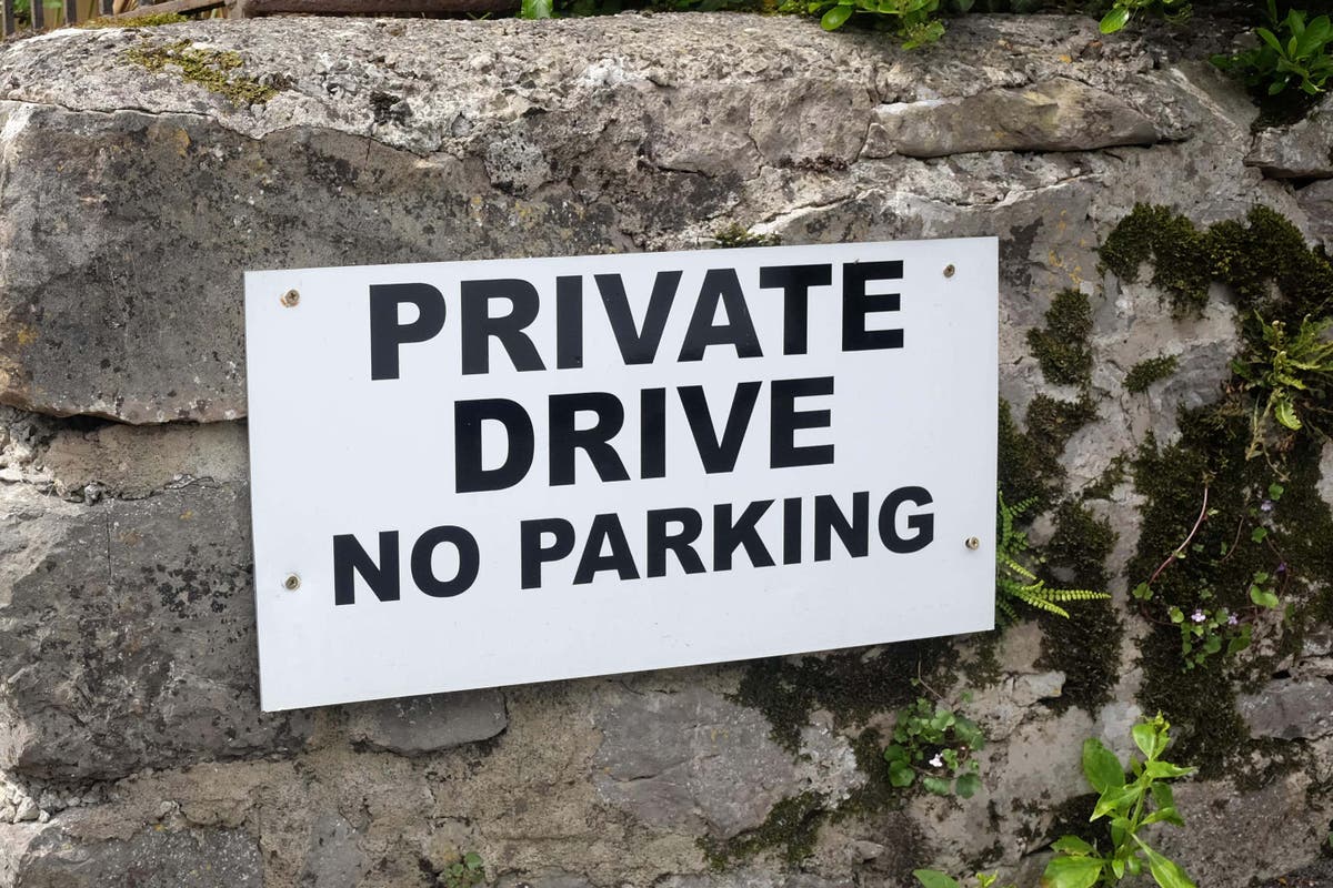 Almost half of homeowners have had parking problems with neighbour – survey