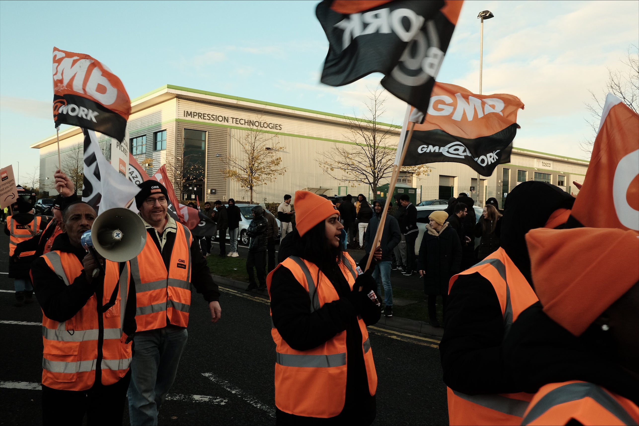 amazon, unions, workers, strike, amazon, black friday, black friday hit by strikes as over 1000 amazon workers walk out in pay dispute