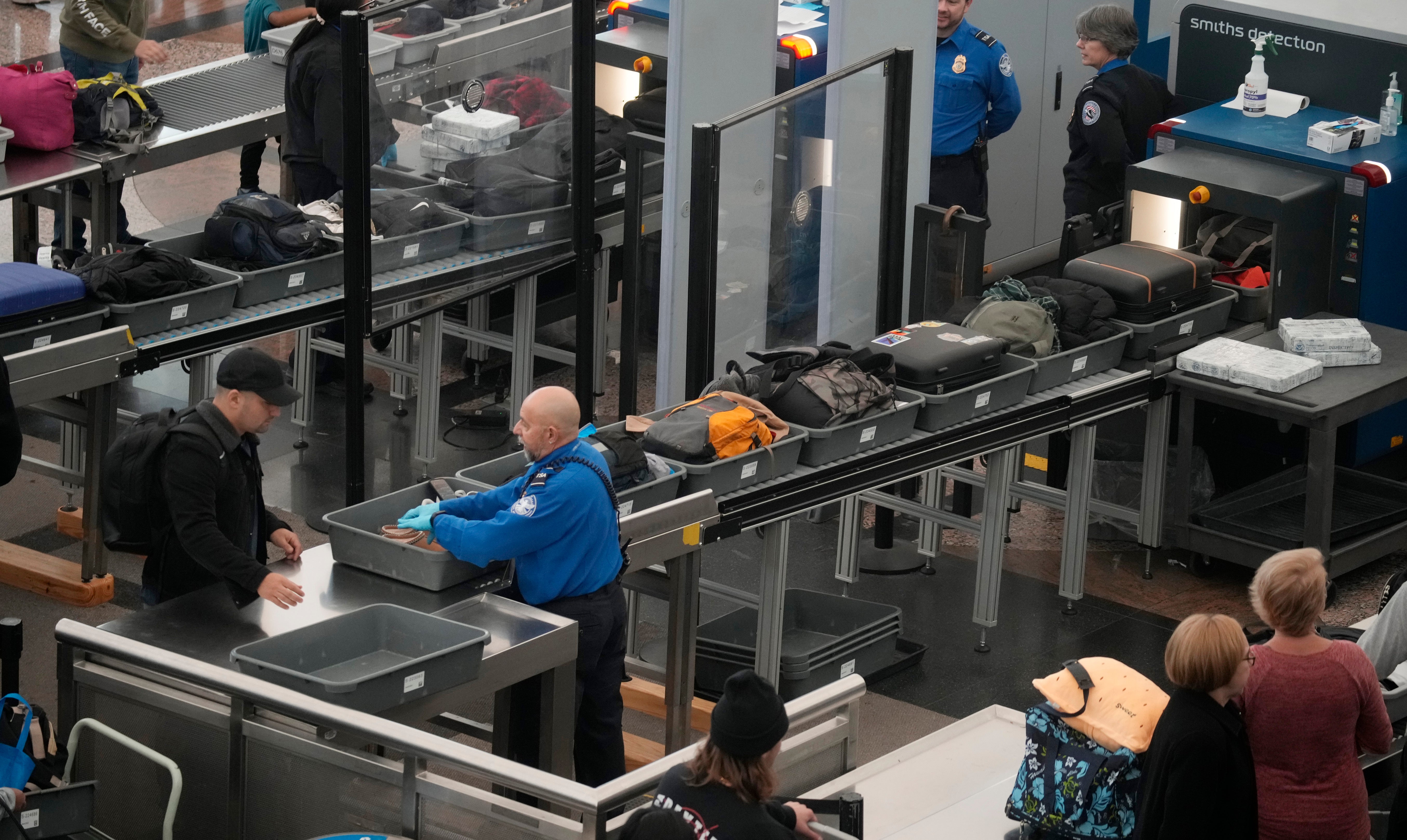 DIA DE GRACIAS-VIAJES