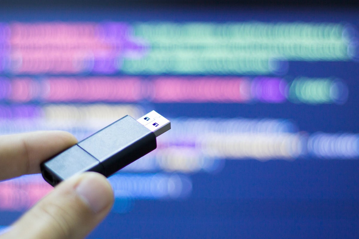 Russian state hackers spread USB worm worldwide | The Independent