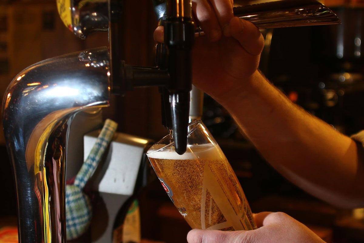 Brewing giant to create around 1,000 jobs by reopening closed pubs across the UK