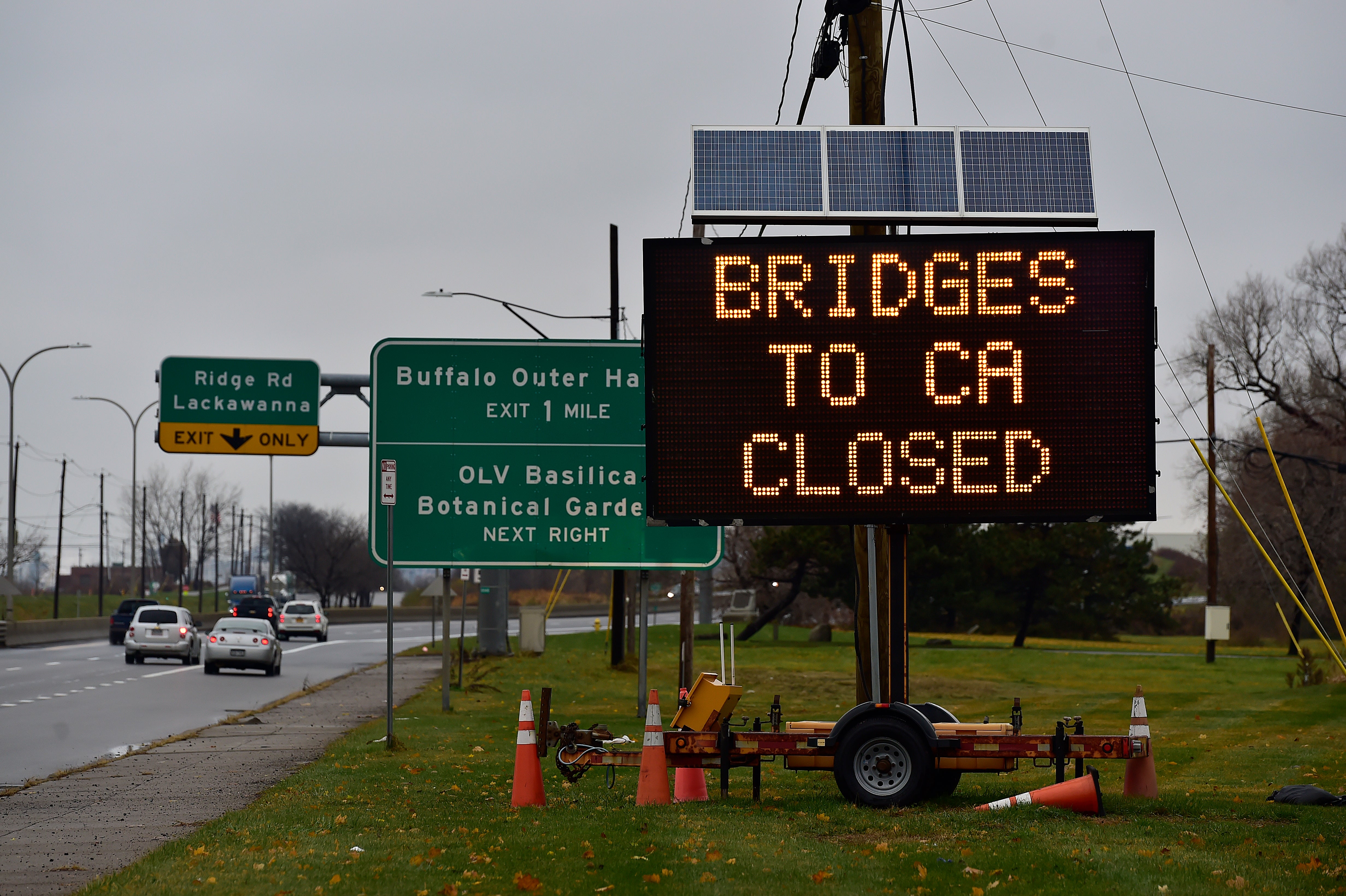 All bridges between New York state and Canada were closed after the explosion. Three were reopened hours later