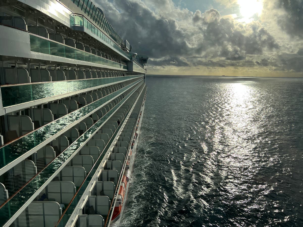 P&O Cruises and Cunard hit back over ‘fire and rehire’ accusations