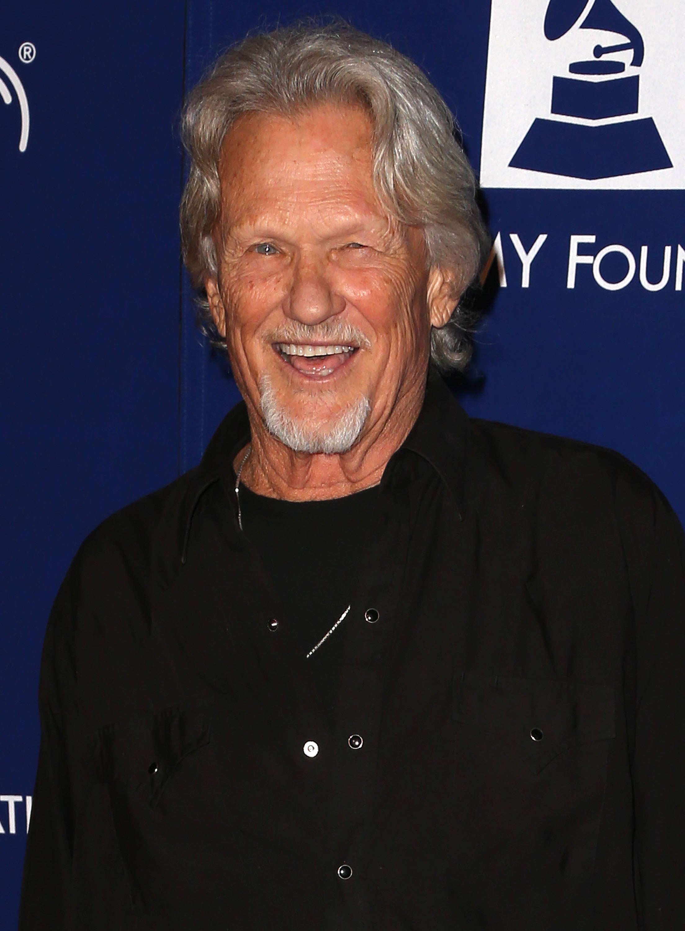 Kristofferson, 2014 yılında aldığı Grammy Yaşam Boyu Başarı Ödülü de dahil olmak üzere dört Grammy Ödülü kazandı.