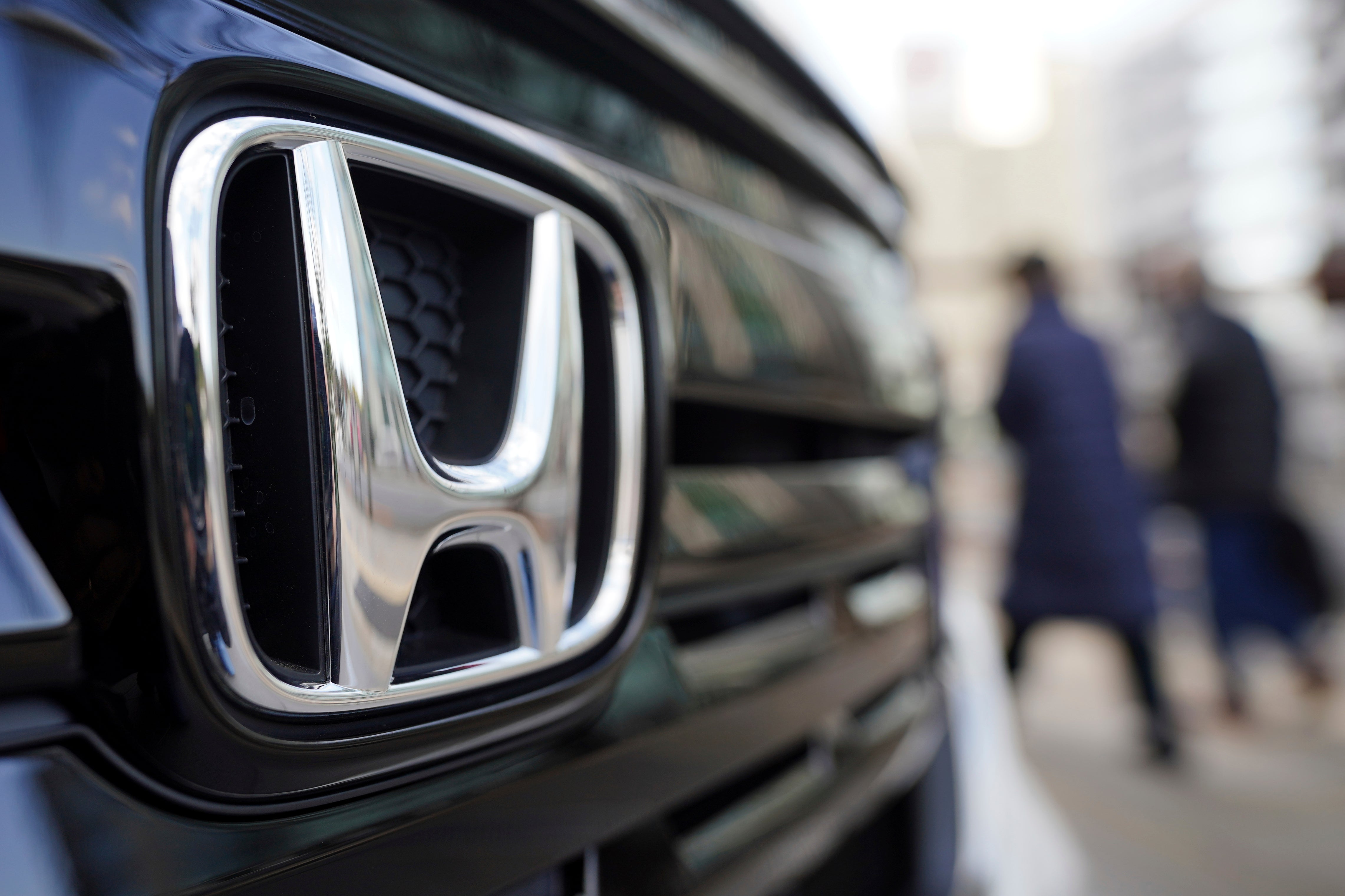 Honda recalls select Accords and HRVs over missing piece in seat belt