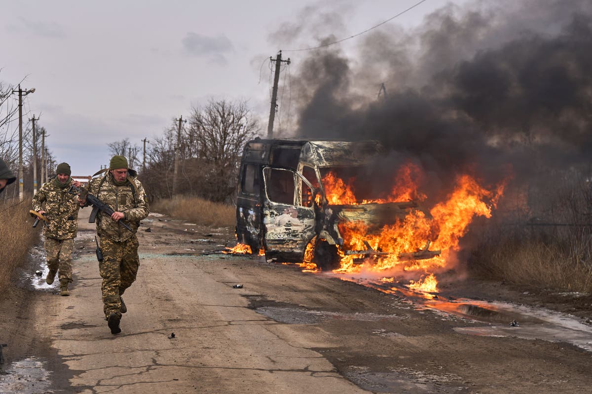 Фокусът на света не трябва да напуска Украйна, предупреждава бившият шеф на НАТО