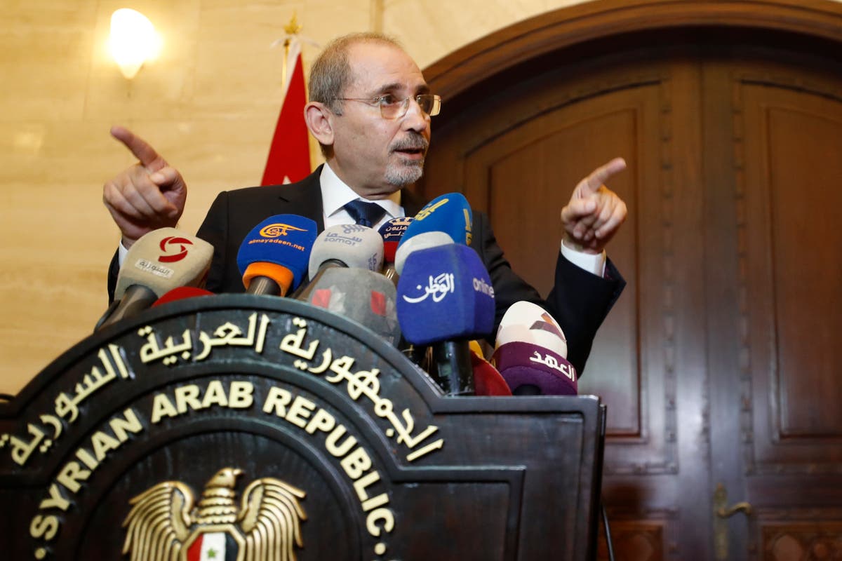 Сафади каза че примирието се задържа но са необходими повече