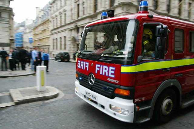 <p>A fire engine heads to London’s Aldgate East tube station after an explosion occurred in the subway line 07 July, 2005</p>