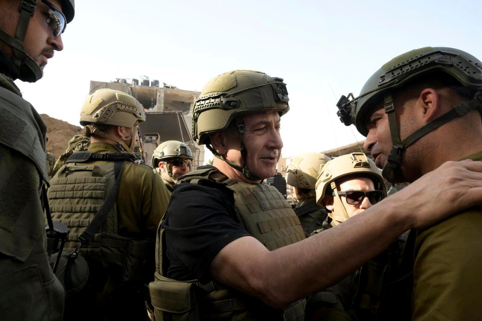 Benjamin Netanyahu with Israeli forces during a trip into Gaza