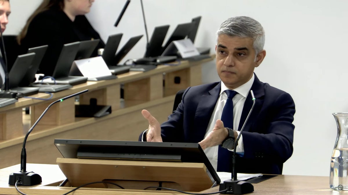 Sadiq Khan claims he was kept in the dark by No 10 about seriousness of Covid