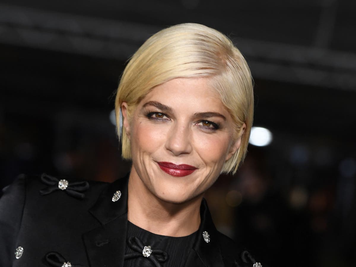 Selma Blair says ‘older male doctors’ misdiagnosed her MS as menstrual issues