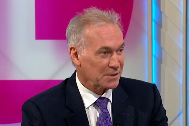 <p>Doct.or Hilary Jones issues warning over common cold</p>