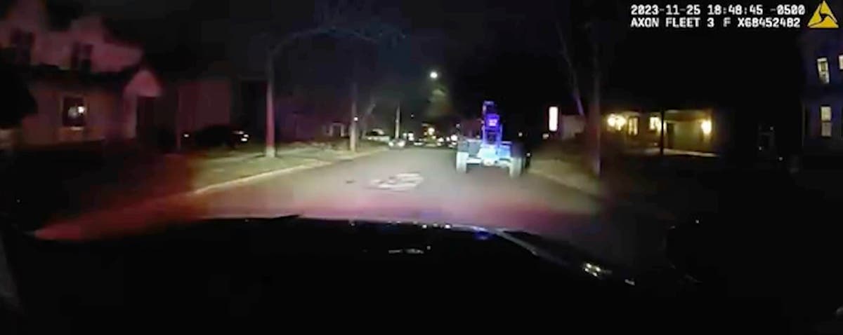 Полицията в Мичиган арестува 12-годишно момче, след като младеж се отдалечи с мотокар, полицаите го следват